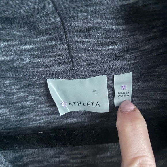 Athleta Women’s Gray Tranquility Cowl Neck Space Dye Sweatshirt Thumbhole - Picture 2 of 5